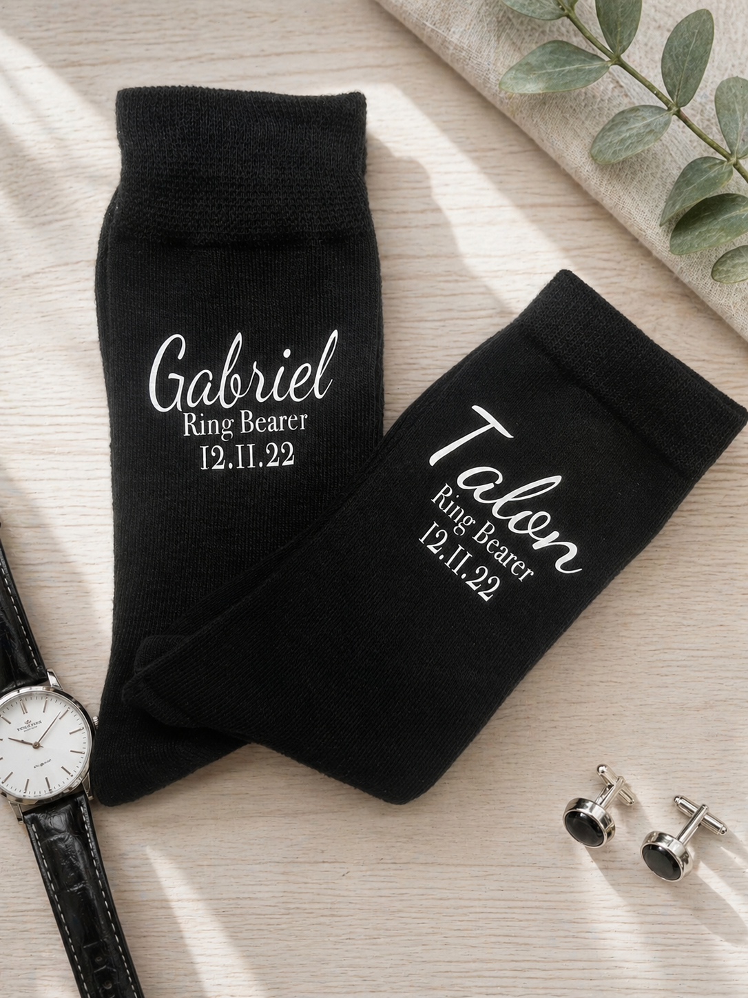 "Groom to be" Gift box for Groom(Gift box+socks+Stubby Holder+Bottle opener & Eye mask)