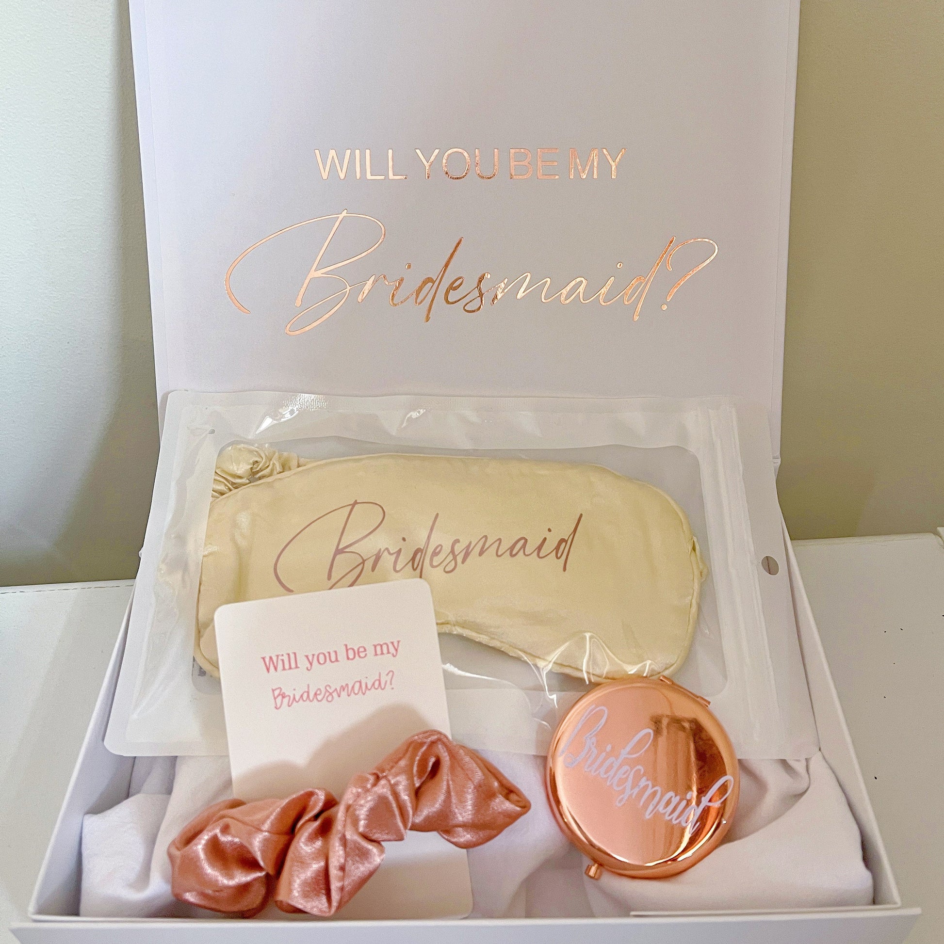 Bridesmaid/Maid of Honour Proposal Gift Box