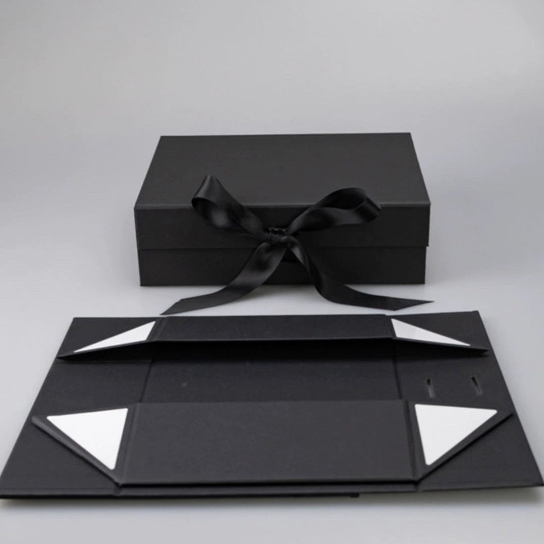Black Ribbon Gift Box -5